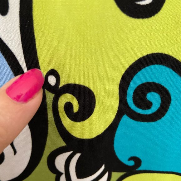 Colorful TUNIC TOP Soft Stretchy Knit Fabric Straight Neckline - Picture 4 of 7